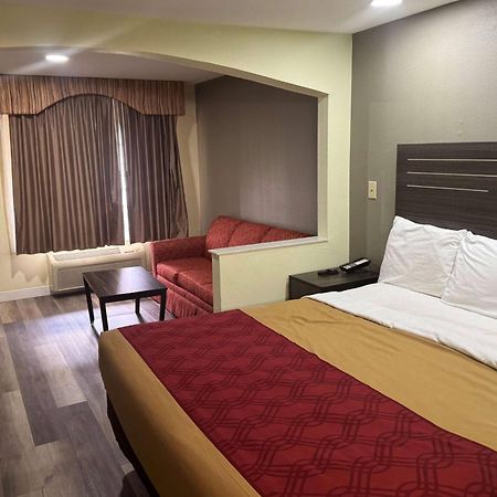 Super 8 By Wyndham Jackson Ms Otel Dış mekan fotoğraf