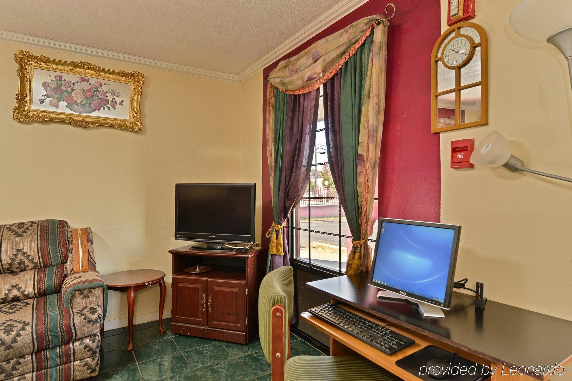 Super 8 By Wyndham Jackson Ms Otel Dış mekan fotoğraf